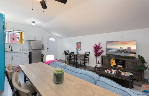 Tobin Hill House | NEW! Cozy Tobin Hill Guest House Near Pearl & River Walk!