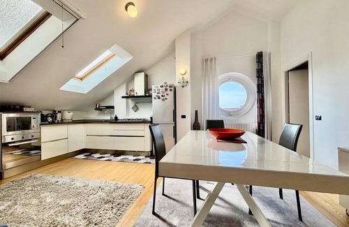 Binda Apartment | Romantic attic Navigli area - free garage near M2 subway