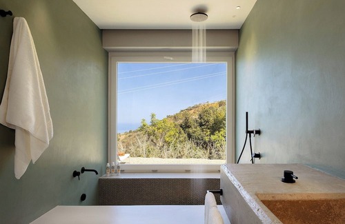 Pollina Villa | Poggio Pigio - Four Bedroom Villa, Sleeps 8