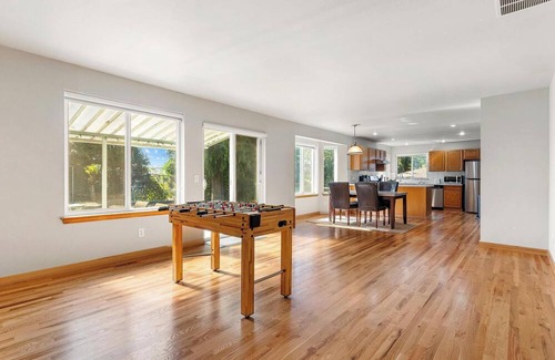 Kent House | Spacious 5-bedroom house in charming Kent with AC