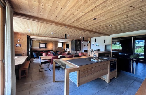 Les Gets Apartment | Chalet Virolet, Spa and fireplace, ideal for a family holiday in the mountains