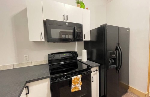 Mayville Apartment | Vintage Chic 1-bedroom apartment in Mayville near Horicon Marsh EAA