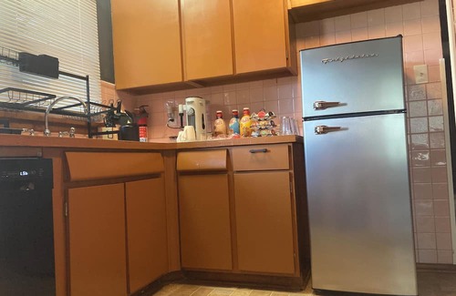 Glen Carbon House | Spacious 5-bedroom house in gorgeous Glen Carbon with AC