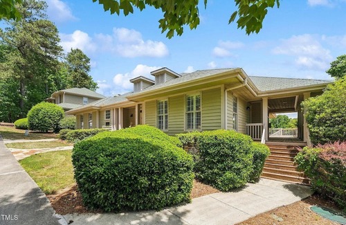 Chapel Hill House | Hatteras Cottage at Governor's Club