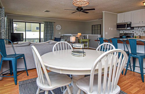 Old Town House | Steps from the beach with great deck space, sunrise/sunset views, WiFi & W/D