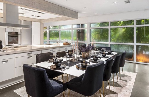 Northeast Coconut Grove House | Miami Getaway Villa | Villa Nova