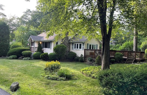 Highland Lakes Cottage | Lake Cottage for 3-4 month winter rental. 10 mins to skiing. 90 mins to NYC.