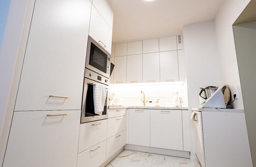 Paris City Center Apartment | Apartment-Private Bathroom-Apartment