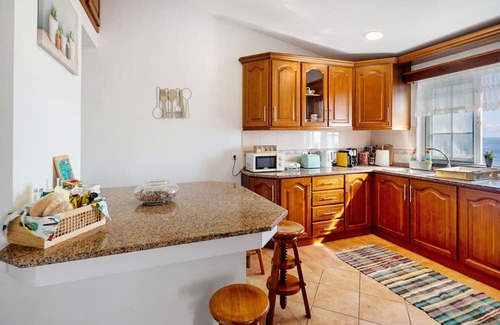 Angra do Heroismo Apartment | Bela Vista Apartment Terceira Island