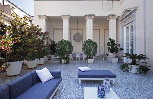 Kalsa Apartment | La Kalsa Charming Maison Elegant home in the heart of Palermo's historic center