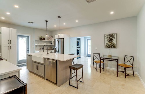 Summerplace House | Walk to Wabasso Beach: Home w/Hot Tub & Bikes