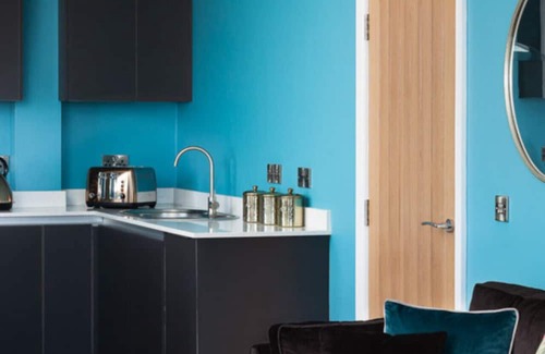 Hull Apartment | We Love HU -Sky Marina Suite