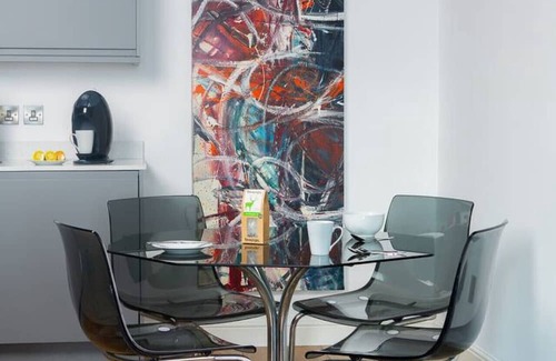 Hull Apartment | Marina Suite - 1 Bedroom Duplex-105