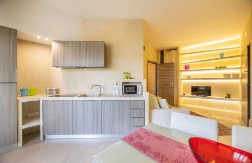 Otranto Apartment | Apartment 'Biancomare Otranto - 5' with Sea View, Wi-Fi and Air Conditioning