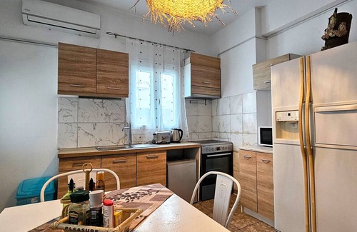 Perissa Apartment | Pleasure View Studio 6 Apartment with Mountain View, Wi-Fi and Air Conditioning