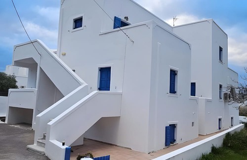 Perissa Apartment | Economy Quadruple Room 2 with Balcony and Air Conditioning