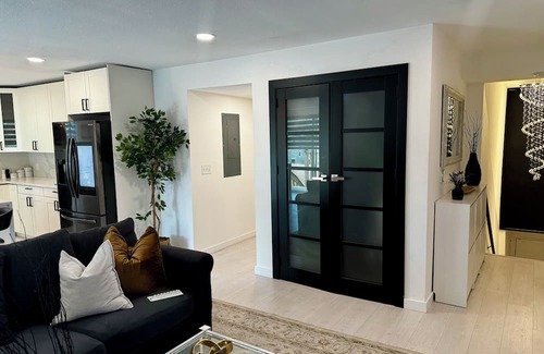 Powderhorn House | Modern house in heart of Minneapolis, All the amenities, No Clean Fee