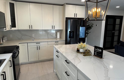 Powderhorn House | Modern house in heart of Minneapolis, All the amenities, No Clean Fee
