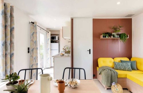 Saint-Hilaire-de-Riez House | Camping 4 étoiles - Piscine - efbdfb