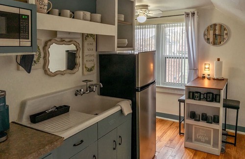 Downtown House | Cozy 1-bedroom house in Sheboygan walking distance to the lake and downtown.