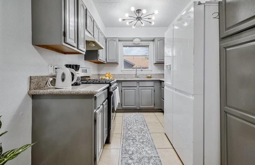 Uptown House | 10 guests cozy 311 Alamo home near downtown san antonio