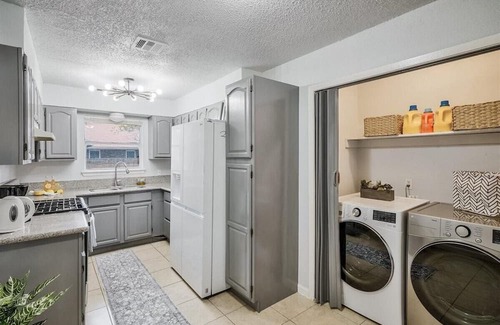Uptown House | 10 guests cozy 311 Alamo home near downtown san antonio