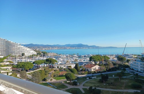 Villeneuve Loubet Beach Apartment | Confortable Marina Baie des Anges Studio with beautifull view
