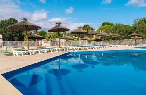 Saint-Cyprien House | Camping 4 étoiles - Parc aquatique - eehhb0