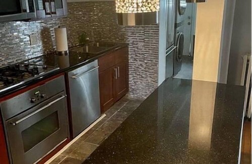 Brightwood Park House | SPACIOUS Rowhome conveniently located on main thoroughfare