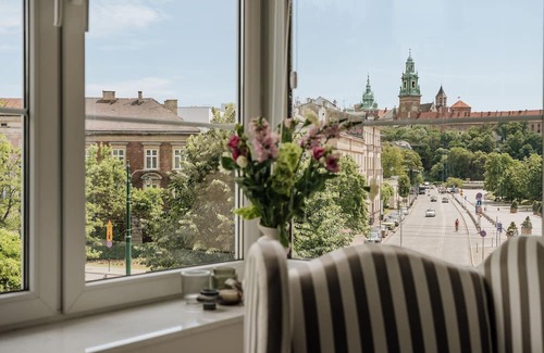 City Centre Apartment | Spacious apartment with a view of Wawel Castle