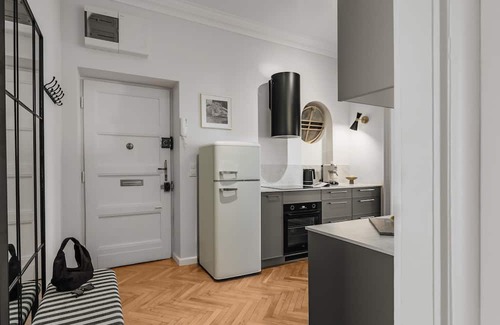 City Centre Apartment | Spacious apartment with a view of Wawel Castle
