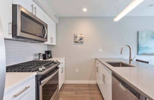 North End Apartment | Chic North End Escape Near Waterfront