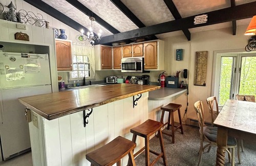 Charter Hills Ski Chalet | High Country Hiatus S