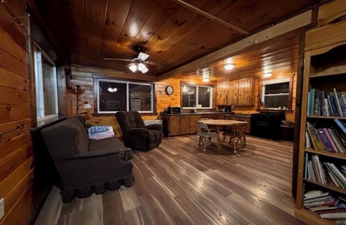 Aroostook House | Charming 3-bdrm cabin in Bridgewater. Sits on a farm right on Canadian border