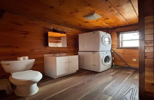 Aroostook House | Charming 3-bdrm cabin in Bridgewater. Sits on a farm right on Canadian border