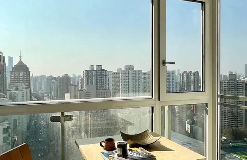 Xuhui Apartment | Sunny Abode鼎园A Newly renovated near Xintiandi