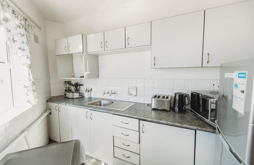 Cape Town City Centre Apartment | Studio apartment-Kloof Street