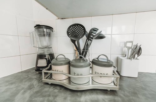 Cape Town City Centre Apartment | Studio apartment-Kloof Street