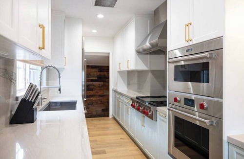 Normal Heights House | Updated | Central San Diego | Gourmet Kitchen