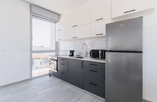 Florentin Apartment | Blueground | Florentine, Penthouse, 3 Balconies (TLV-21)