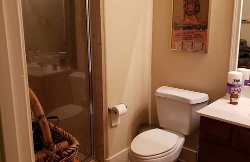 Shadow Glen House | Cozy Space Perfect For Your Austin Visit