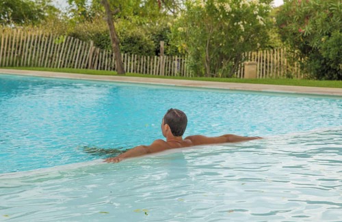 Montagnac Villa | Experience the art of well-being in a refined, soothing setting, ideal for families.