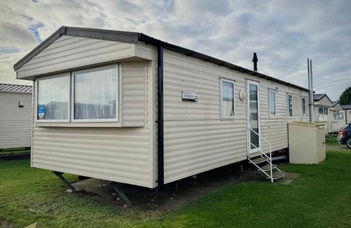Great Yarmouth House | Stunning Holiday Caravan in Great Yarmouth – Just Steps from the Beach!
