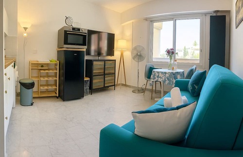 Roquebrune-Cap-Martin Condo | This condominium is a 1 bedroom(s), 1 bathrooms, located in Roquebrune-Cap-Martin, Roquebrune-Cap-Martin.