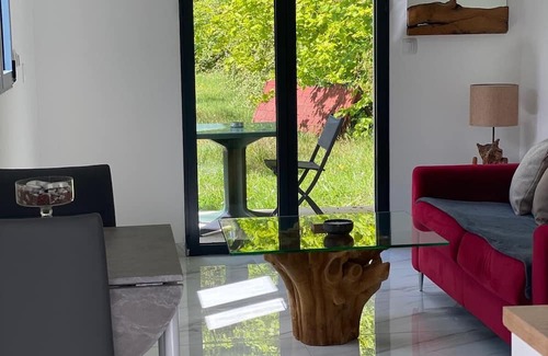 Dammarie Les Lys Apartment | Tiny House DALIA Jardin & Forêt