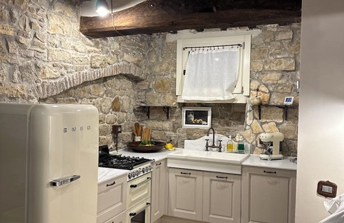 Todi Apartment | LITTLE OWL APARTMENT- CHARMING STUDIO IN TODI'S HISTORIC CENTER