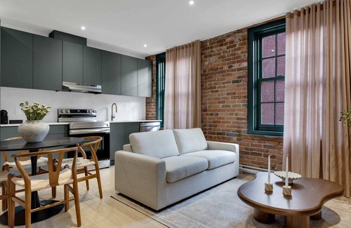 Cite Multimedia Apartment | Mercer-1 Bedroom+Sofa Bed-Free parking