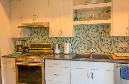 Comox House | Windslow Guest Suite at Kye Bay
