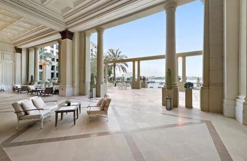 Jadaf Apartment | FIRST CLASS 3BR Elegant Palazzo Versace Suite