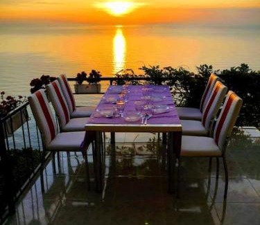 Cayeli House | Kemer Kır Evi